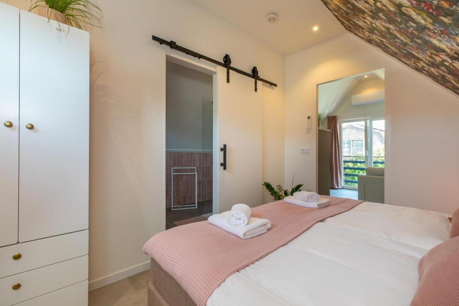 'bed By Al' - Hoofdstraat 16 A | Kortgene