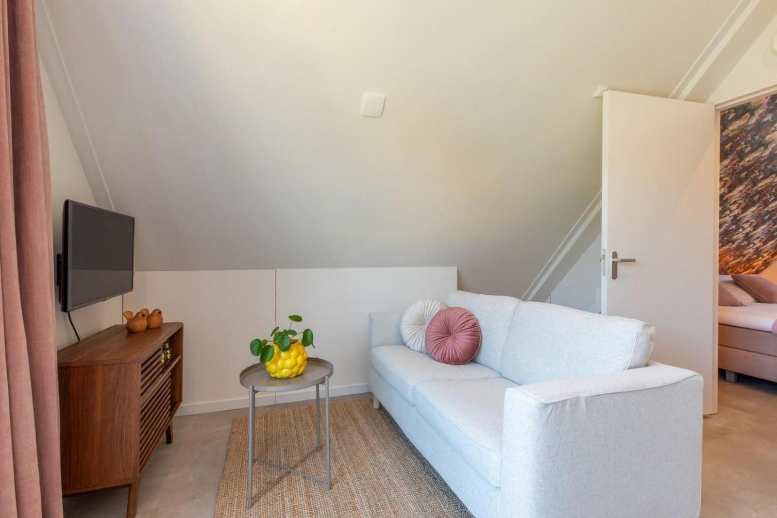 Appartement 'bed By Al' - Hoofdstraat 16 A | *